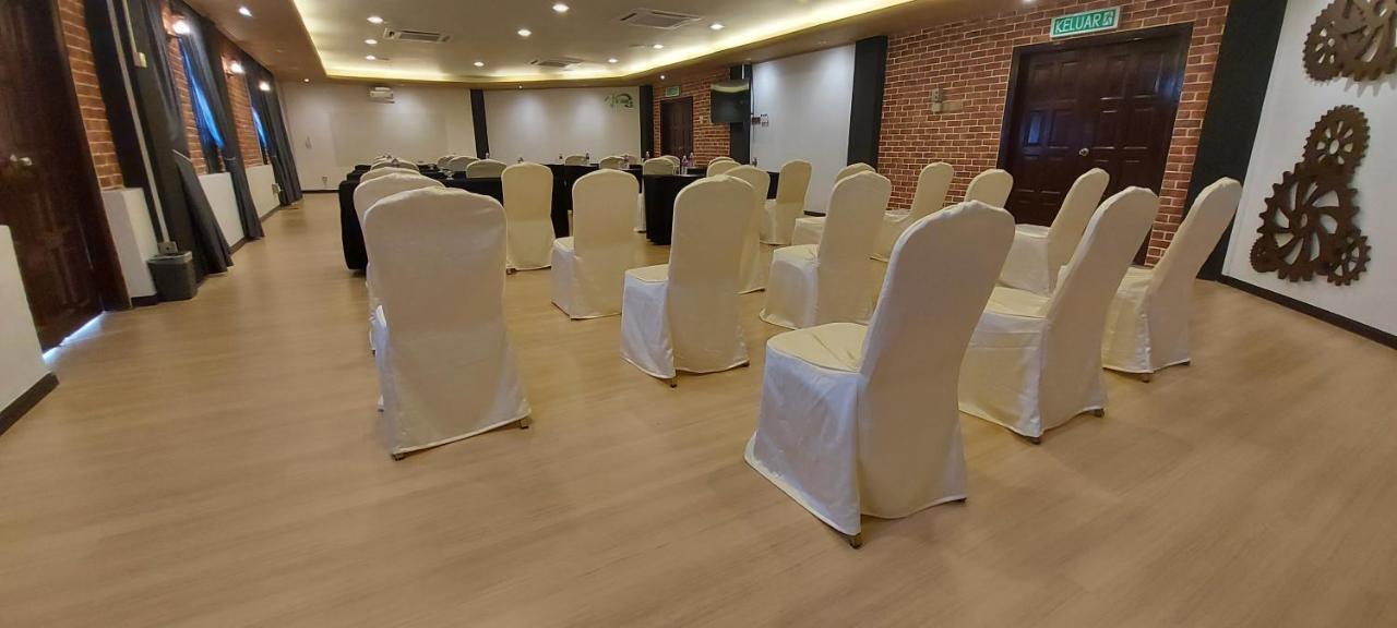 Kuala Terengganu Golf Resort By Ancasa Hotels & Resorts Exterior photo