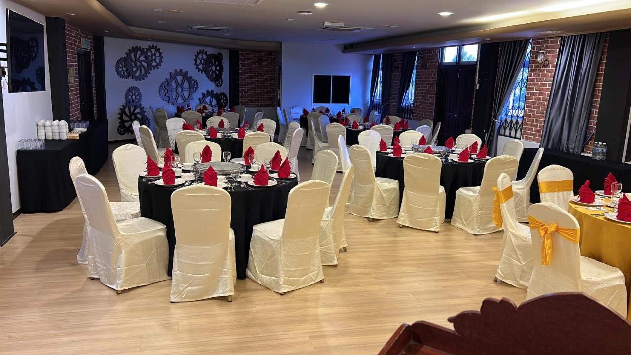 Kuala Terengganu Golf Resort By Ancasa Hotels & Resorts Exterior photo
